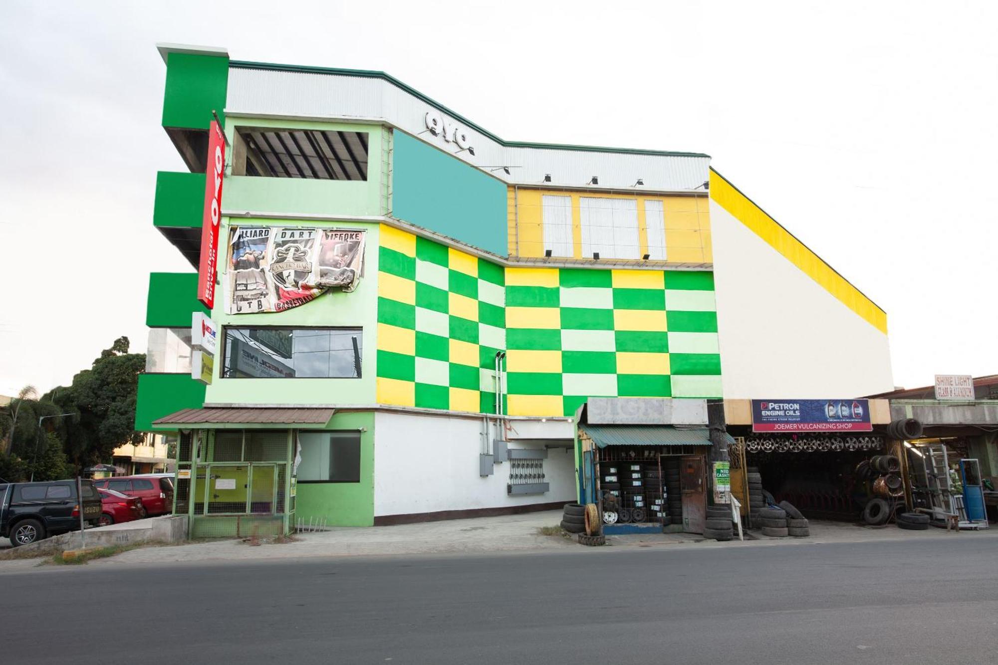 Binan Oyo 473 Ranchotel Drive-In מראה חיצוני תמונה